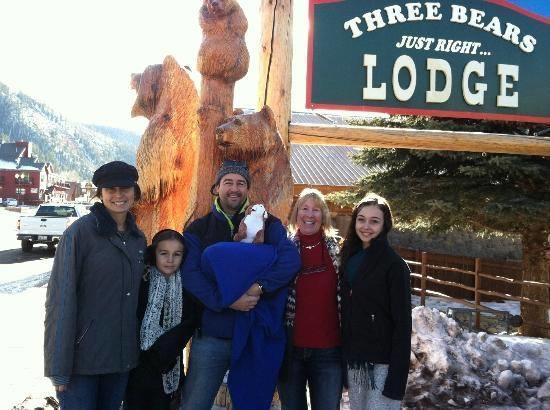 Three Bears Lodge Red River Exterior photo